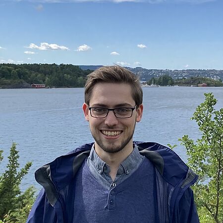 Malte Pick vor dem Oslofjord/Foto: Malte Pick Der Student Malte Pick vor dem Oslofjord