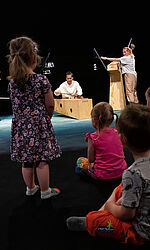 theather junge generation: Ensemble "Sternenwanderung"/ Foto: tjg.