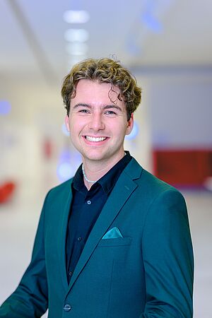 Leon Jonas Thieme/Foto: Norman Reichelt Portaitbild des Lehramtsstudenten Leon Jonas Thieme