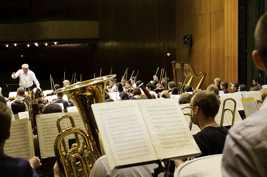 Probe des Hochschulsinfonieorchesters in der Stadthalle Bayreuth/Foto: Christian Hoffmann