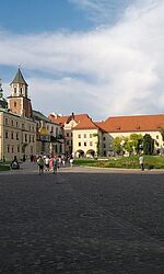 Janne Nicolas in Krakau - Rückseite der Festung Wawel/Foto: privat