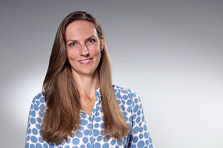 Prof. Katharina Bradler, Foto: Sascha Gramann