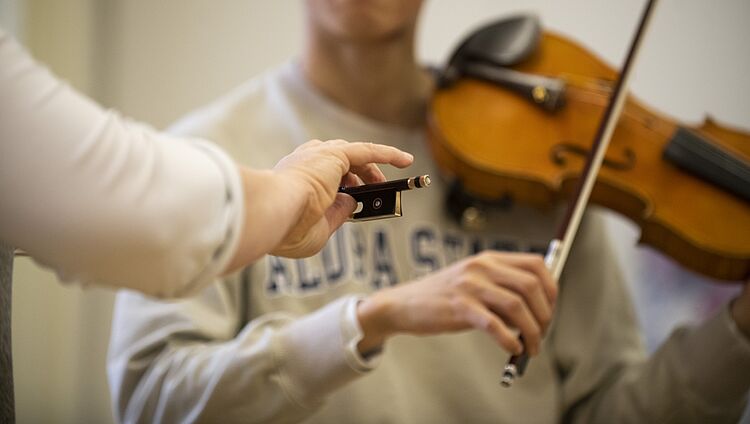 Unterricht Violine, to the current article