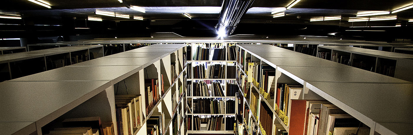 Bibliothek/Foto:Marius Leicht