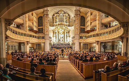 Hochschulchor in der Frauenkirche (1)/Foto: Marcus Lieder