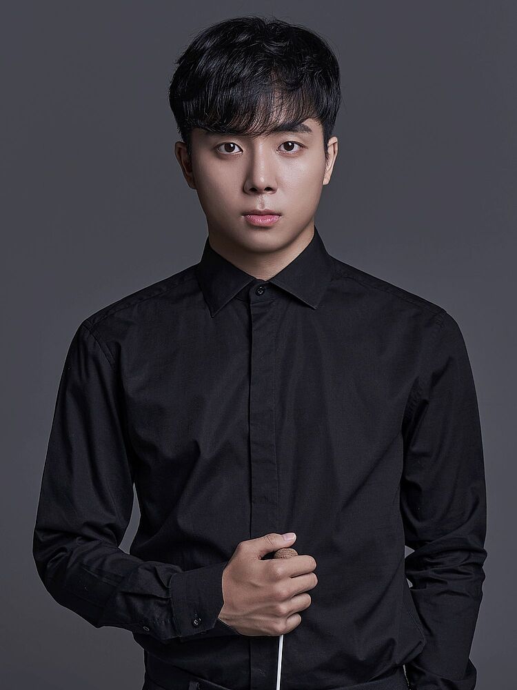 Porträtbild des Dirigier-Studenten Dongjun Lee, to the current article