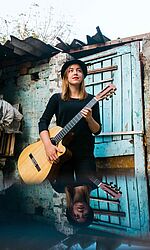 Karlijn Langendijk - Gewinnerin einer der drei Sponsorenpreisen des 5. European Guitar Awards/Foto:privat