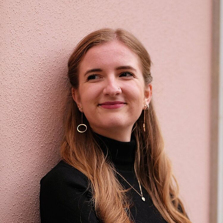 Clara Bergert, to the current article