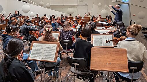 Orchesterprobe im Konzertsaal