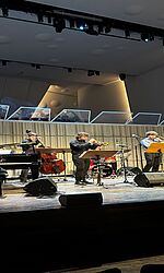 Ensemblewettbewerb 2026: Josef Gütter Sextett v.l.n.r.: Dominik Gershkovich (Klavier), Kevin Knödler (Kontrabass), Ben Mammel (Trompete), Felix Gärtner (Schlagzeug), Josef Gütter (Posaune), Hendrik Marin (Saxophon)/Foto: Marie Kirchner Auftritt des Josef Gütter Sextett im Konzertsaal