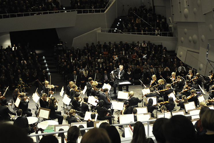 Hochschulsinfonieorchester im Konzert/Foto: HL Böhme