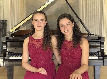 Marie (links) und Florentine Lehnert/Foto: privat