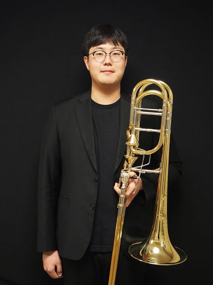 Heungjin Kim mit Posaune