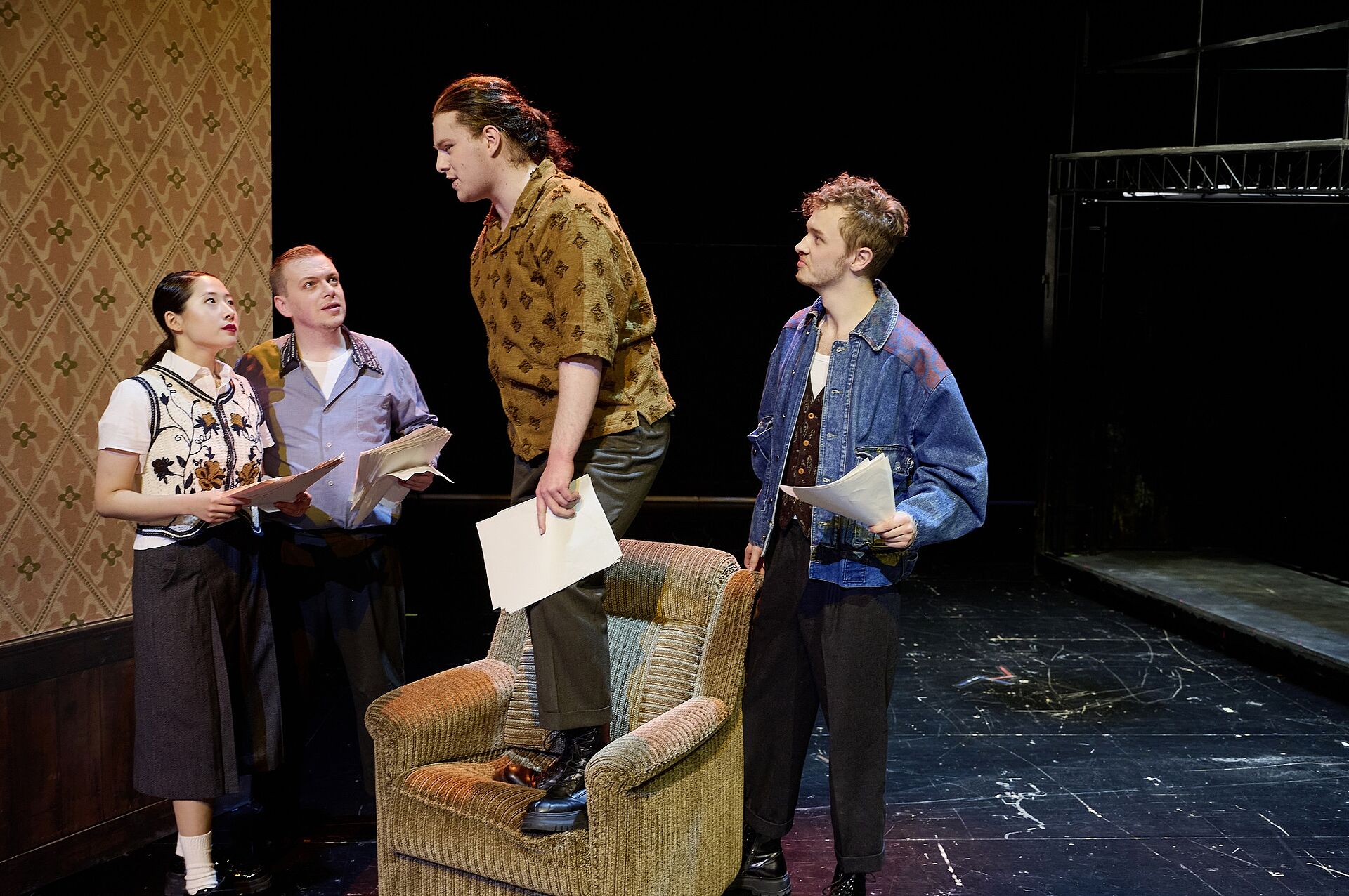 DIE WEISSE ROSE_B: (v.l.n.r.) Yejy Nam (Sophie Scholl), Mykola Piddubnyk (Willi Graf), Fabian Schulze (Hans Scholl), Fabian Werner (Schmorell)