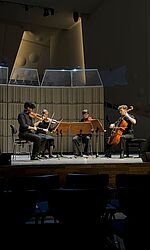 Ensemblewettbewerb 2026: Bel Air String Quartett v.l.n.r.: Leonardo Vasile (Violine), Agne Gecaite (Violine), Emilie Küster (Viola), Johann Eilrich (Cello)/ Foto: Marie Kirchner Auftritt des Bel Air String Quartett im Konzertsaal