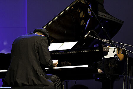 Pianist am Flügel Band Summit 2009