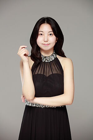 Porträtbild der Pianistin Hyeonju Cho