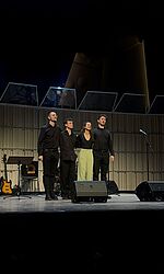 Ensemblewettbewerb 2026: Lila Despoix Ensemble v.l.n.r.: Sebastian Wappler (Klavier), Noah Scheufler (Bass), Lila Despoix (Gesang), Felix Gärtner (Schlagzeug)/ Foto: Marie Kirchner Applaus für das Lila Despoix Ensemble