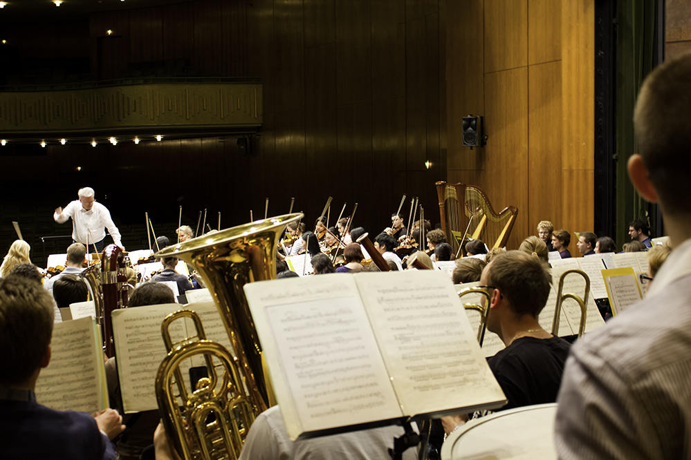 Probe des Hochschulsinfonieorchesters in der Stadthalle Bayreuth/Foto: Christian Hoffmann Probe des Hochschulsinfonieorchesters in der Stadthalle Bayreuth/Foto: Christian Hoffmann