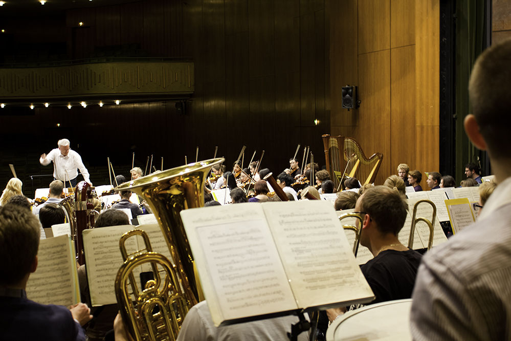 Probe des Hochschulsinfonieorchesters in der Stadthalle Bayreuth/Foto: Christian Hoffmann