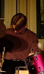 Samuel Dietze am Schlagzeug