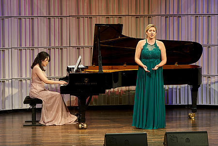 Ensemblewettbewerb 2021 Duet Euphonie: Seulgi Lee (Klavier), Paulina Bielarczyk (Gesang)/Foto: Sven Claus