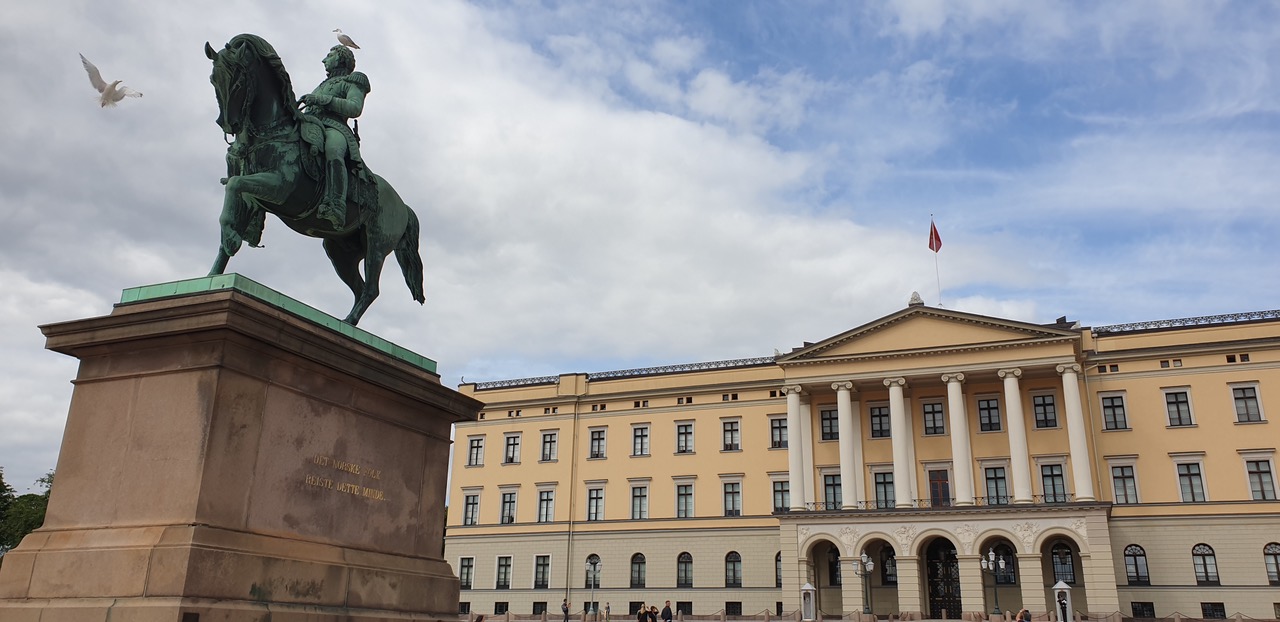 [Translate to Englisch:] Oslo Königliches Schloss/Foto: Ole Hübner