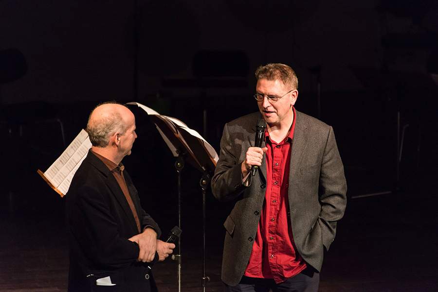 Jörn Peter Hiekel und Manos Tsangaris im Gespräch/Foto: Marcus Lieder