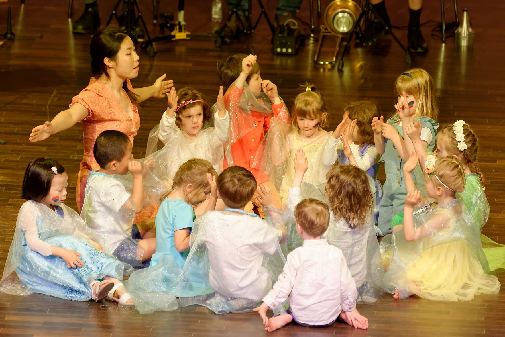 Kinderklasse der HfMDD / Foto: Tobias Wiederhold